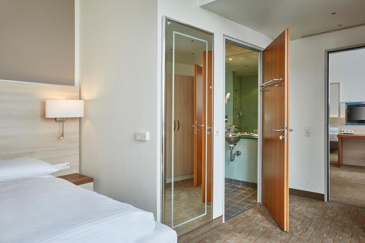 Hotel H+ Mitte 4*